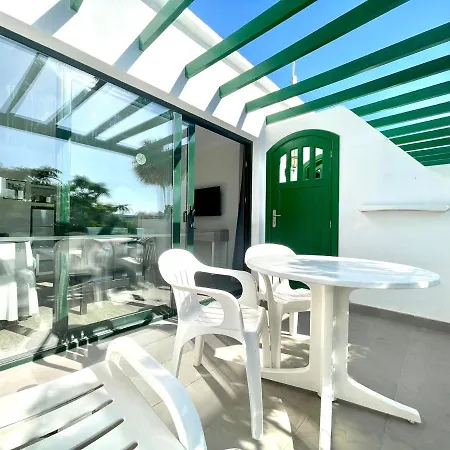 One Bedroom With Pool Views, Wifi In Puerto Del Carmen Apartment