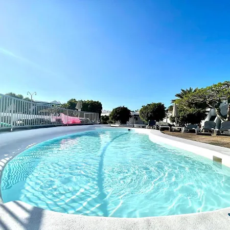 One Bedroom With Pool Views, Wifi In Puerto Del Carmen *