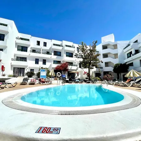One Bedroom With Pool Views, Wifi In Puerto Del Carmen Апартаменти *